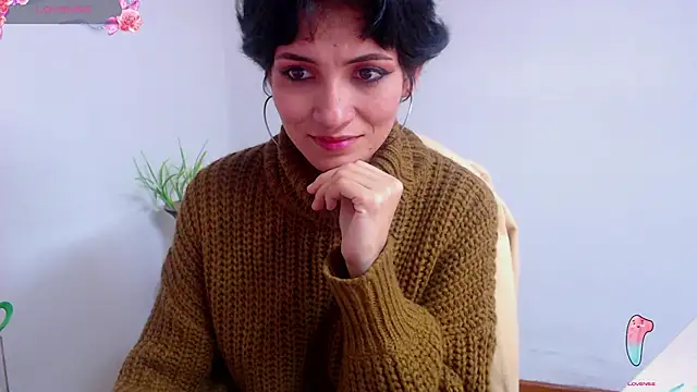 Hannaaaa   online show from December 19, 9:28 pm