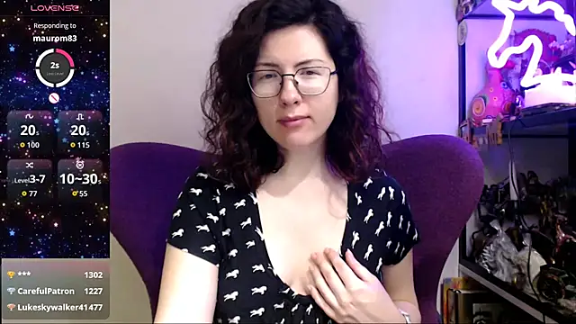 Snapshot of vaders_daughter chatting on December 20, 4:14 pm vaders daughter online show from December 20, 4:14 pm