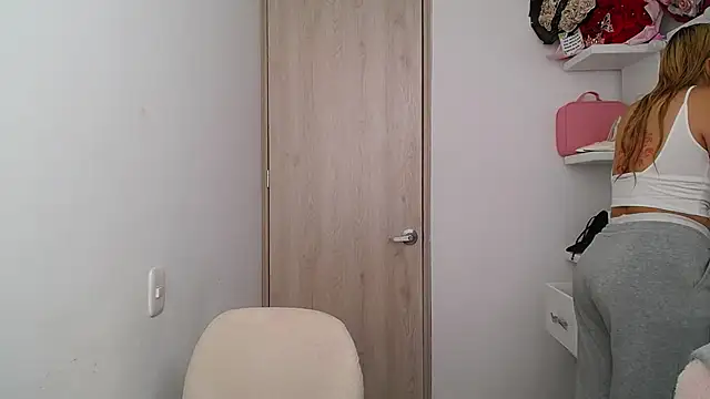Barbie girl 69 online show from June 16, 5:59 pm
