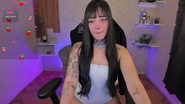 mia catt05 online show from February 9, 8:11 am