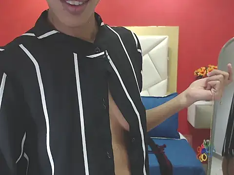 CanellaHotx online show from October 20, 3:01 pm