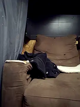 Snapshot of cdressupdiva chatting on February 3, 1:30 pm cdressupdiva online show from February 3, 1:30 pm