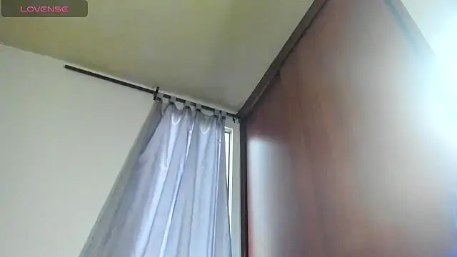 Snapshot of xia_ebonyts chatting on September 25, 11:36 am xia ebonyts online show from September 25, 11:36 am