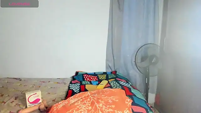 Snapshot of xia_ebonyts chatting on October 25, 11:07 am xia ebonyts online show from October 25, 11:07 am