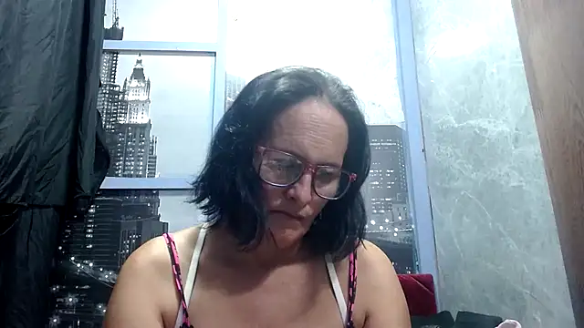 Nastylatinaxxx online show from November 1, 10:23 pm