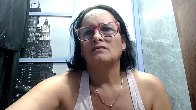 Nastylatinaxxx online show from November 27, 12:13 am