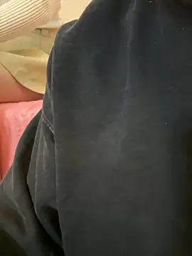 POCARI SWEAT online show from November 9, 5:28 am