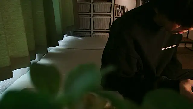 POCARI SWEAT online show from February 8, 6:28 am