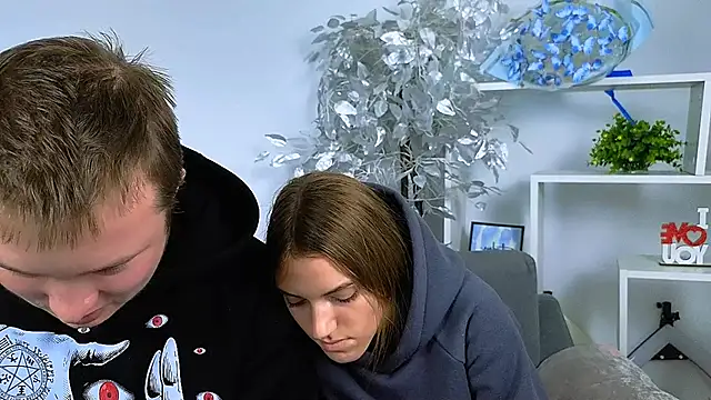  Olli  Stiw  online show from November 19, 8:58 am