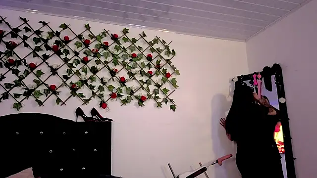 Alaia Asuka online show from February 11, 1:10 am