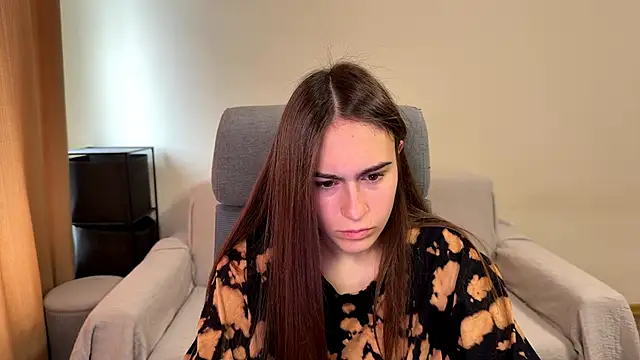 AliceKolltt online show from September 28, 7:58 am