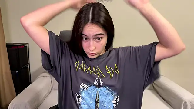 AliceKolltt online show from March 13, 9:32 pm