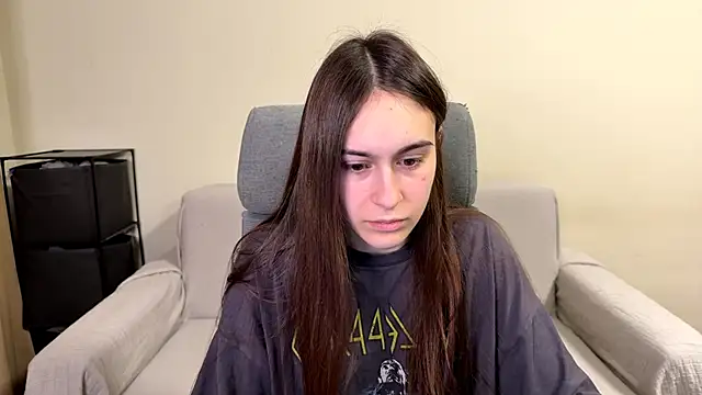 AliceKolltt online show from March 19, 8:35 pm