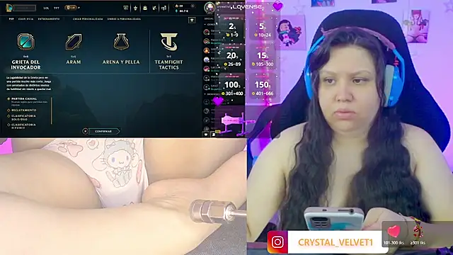 crystal7u7 online show from October 25, 8:36 pm