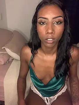 Snapshot of talitasilvx chatting on February 2, 5:55 pm talitasilvx online show from February 2, 5:55 pm