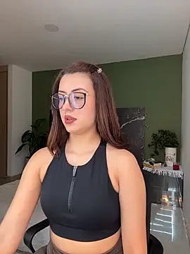 Snapshot of EmaSaenz chatting on March 2, 6:04 pm EmaSaenz online show from March 2, 6:04 pm