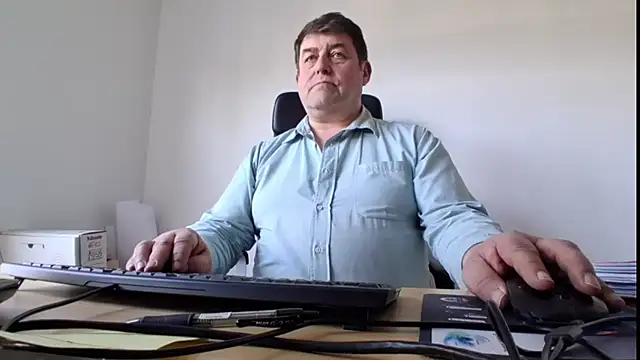 Snapshot of sympatrique chatting on April 22, 3:13 pm sympatrique online show from April 22, 3:13 pm
