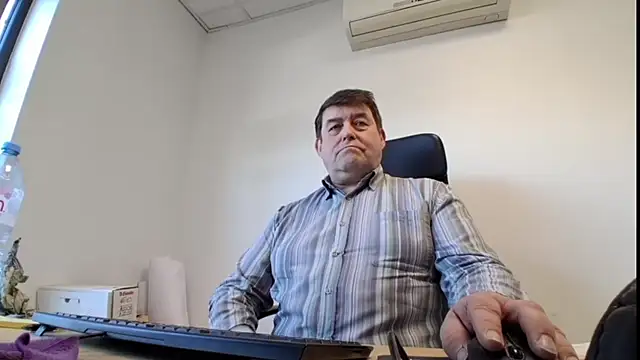 Snapshot of sympatrique chatting on April 27, 4:05 pm sympatrique online show from April 27, 4:05 pm