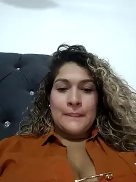 Snapshot of Sara_smiiith211 chatting on December 1, 6:30 pm Sara smiiith211 online show from December 1, 6:30 pm