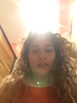 Snapshot of Sara_smiiith211 chatting on December 9, 11:24 pm Sara smiiith211 online show from December 9, 11:24 pm