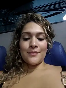 Snapshot of Sara_smiiith211 chatting on March 3, 11:14 pm Sara smiiith211 online show from March 3, 11:14 pm