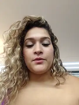 Snapshot of Sara_smiiith211 chatting on March 8, 1:50 am Sara smiiith211 online show from March 8, 1:50 am