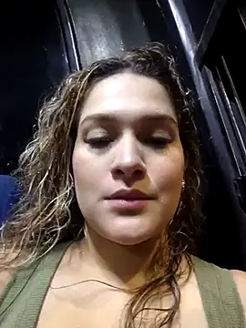 Snapshot of Sara_smiiith211 chatting on March 10, 11:49 pm Sara smiiith211 online show from March 10, 11:49 pm