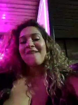Snapshot of Sara_smiiith211 chatting on March 22, 3:20 am Sara smiiith211 online show from March 22, 3:20 am