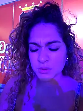 Sara smiiith211 online show from October 12, 3:38 am