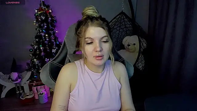 lily williamss online show from January 12, 3:17 am