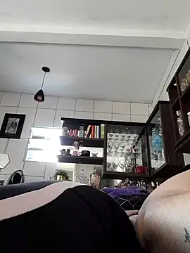 Snapshot of marcialoira chatting on November 11, 6:52 pm marcialoira online show from November 11, 6:52 pm