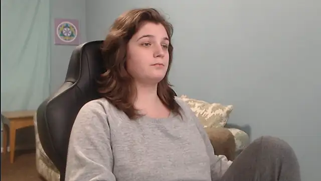 Snapshot of TreeJeanne chatting on December 12, 7:26 pm TreeJeanne online show from December 12, 7:26 pm