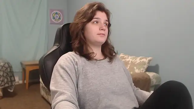 Snapshot of TreeJeanne chatting on December 23, 1:56 pm TreeJeanne online show from December 23, 1:56 pm