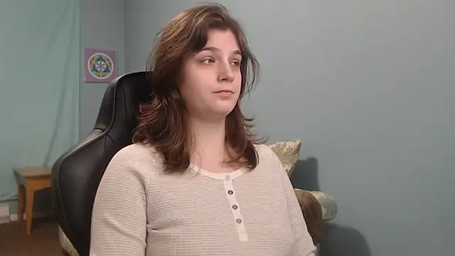 Snapshot of TreeJeanne chatting on January 22, 12:27 pm TreeJeanne online show from January 22, 12:27 pm