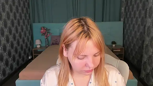 Stacy Luv online show from September 20, 12:33 am