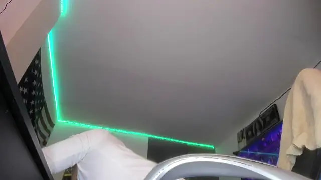 charlie hotxxx online show from October 4, 7:06 am