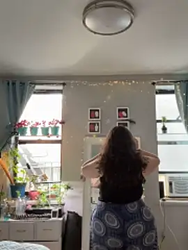 sylviahhh online show from May 31, 8:32 pm