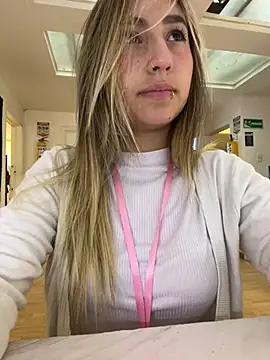 Snapshot of _Emma_Valka chatting on January 15, 12:36 pm  Emma Valka online show from January 15, 12:36 pm