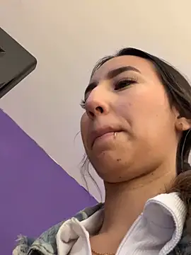 Snapshot of _Emma_Valka chatting on November 1, 3:58 pm  Emma Valka online show from November 1, 3:58 pm