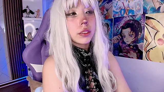 Snapshot of Purplee_Baby chatting on October 19, 9:48 pm Purplee Baby online show from October 19, 9:48 pm