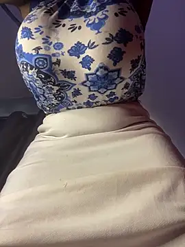 Cherrytowild online show from January 29, 9:44 am