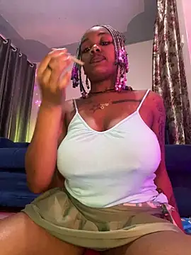 Snapshot of Cherrytowild chatting on September 19, 5:20 am Cherrytowild online show from September 19, 5:20 am