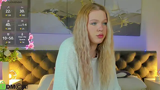 Snapshot of Naomi_B1ack chatting on April 3, 12:08 am Naomi B1ack online show from April 3, 12:08 am