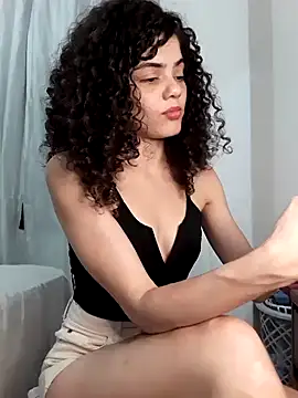 Snapshot of izumikarol chatting on February 12, 5:26 am izumikarol online show from February 12, 5:26 am