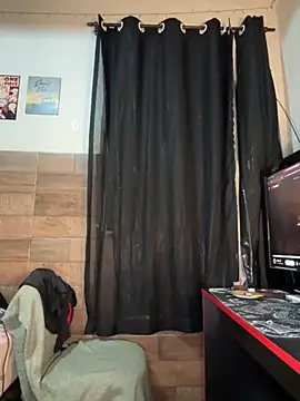 Snapshot of izumikarol chatting on November 26, 3:40 am izumikarol online show from November 26, 3:40 am