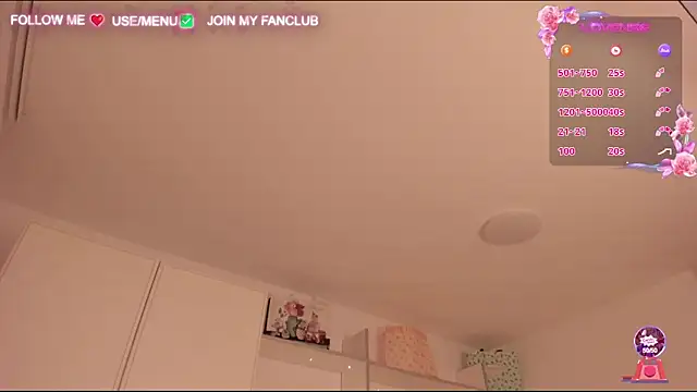 Snapshot of Domina_Deivis chatting on January 19, 5:15 am Domina Deivis online show from January 19, 5:15 am