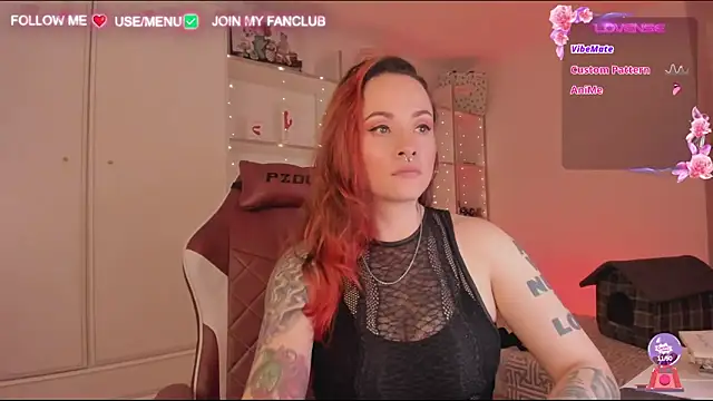 Snapshot of Domina_Deivis chatting on January 19, 8:18 am Domina Deivis online show from January 19, 8:18 am