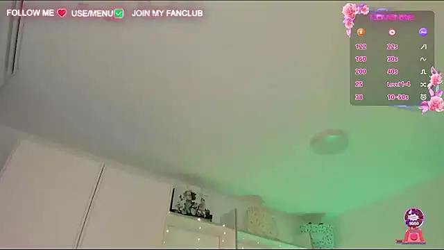 Snapshot of Domina_Deivis chatting on January 23, 6:06 am Domina Deivis online show from January 23, 6:06 am