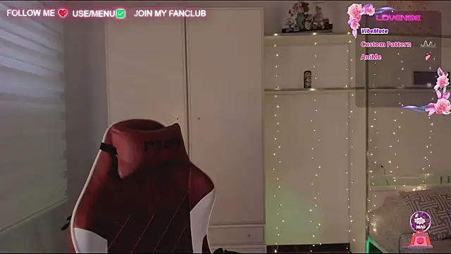 Snapshot of Domina_Deivis chatting on January 23, 12:09 pm Domina Deivis online show from January 23, 12:09 pm