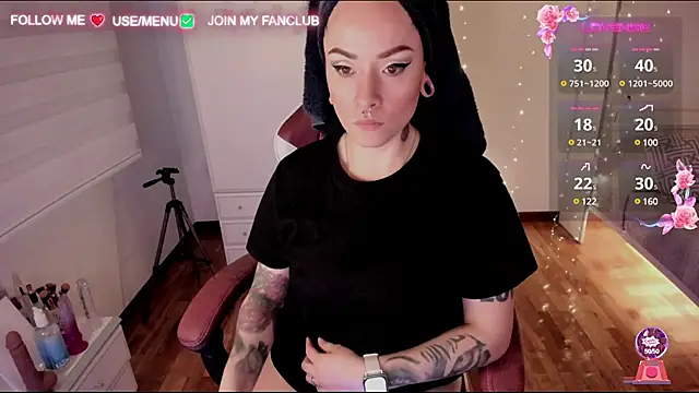 Snapshot of Domina_Deivis chatting on February 5, 7:07 am Domina Deivis online show from February 5, 7:07 am